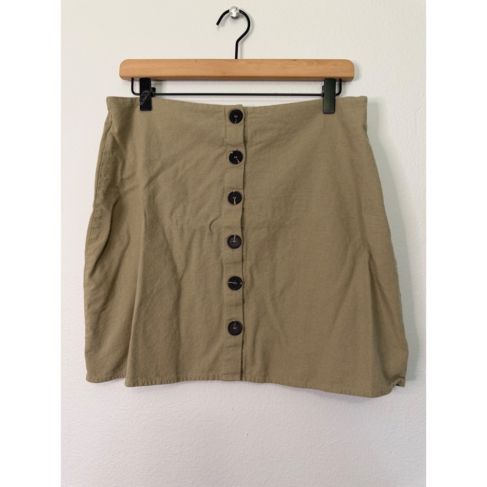 Cotton On - Casual Olive Green Mini Skirt Button‎ Detail Size Large
